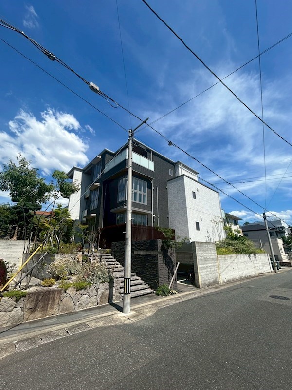 シャーメゾンスウィート平和 外観