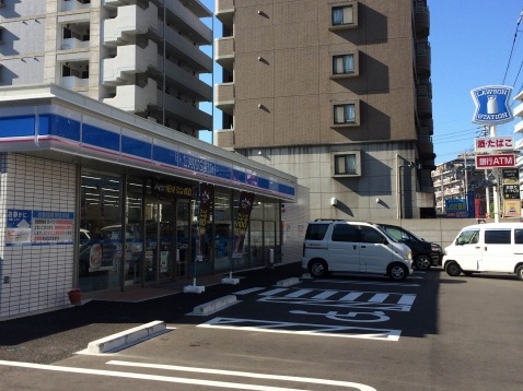 シャーメゾンスウィート平和 ローソン 福岡平尾五丁目