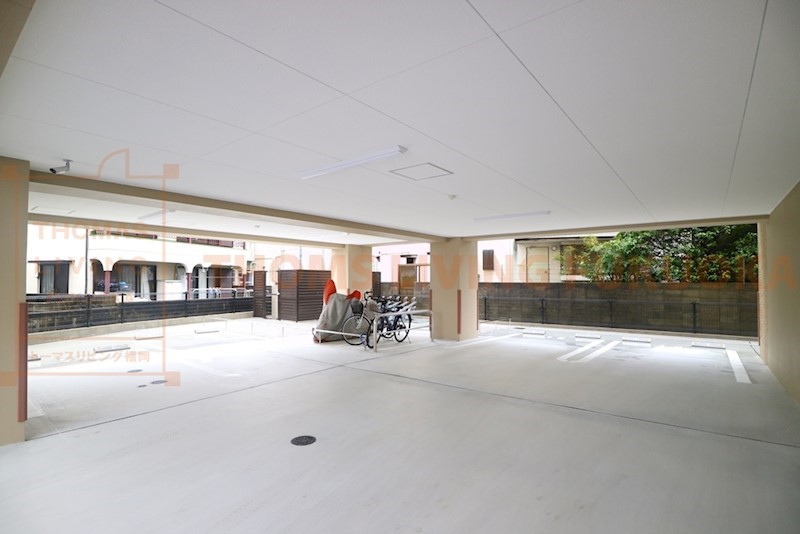 IDEA春日 駐車場
