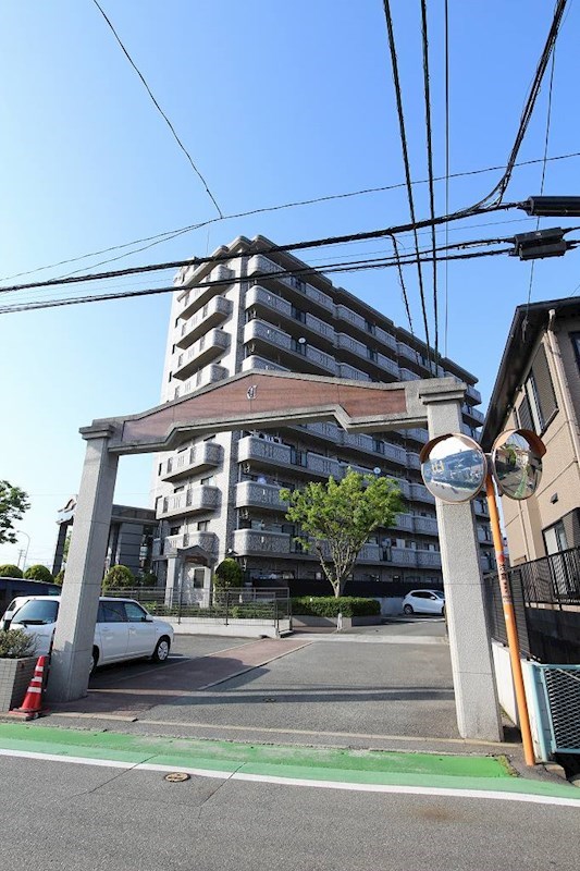 クレスティ空港前 外観
