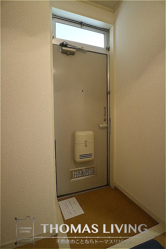 コーポラスなか 玄関