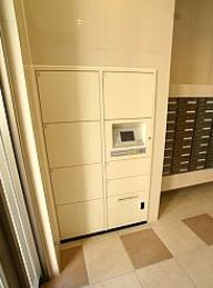 レスプリメゾンデリス 宅配BOX