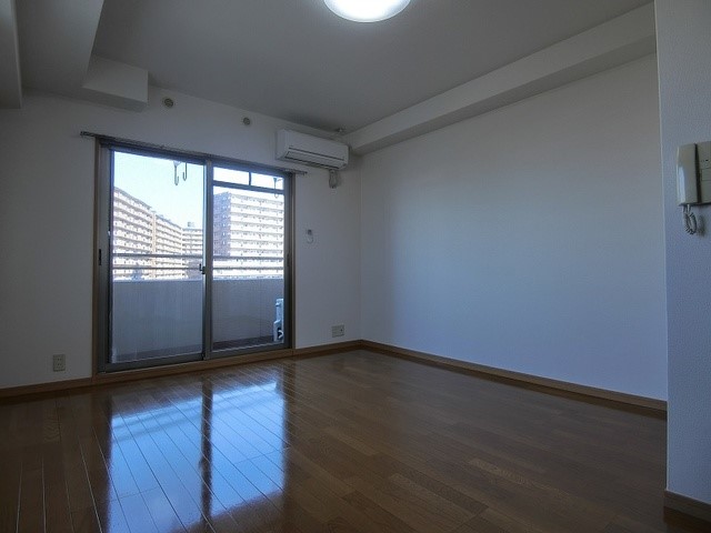 BRILLIANT36 洋室　日当たり良好　別号数参考写真。