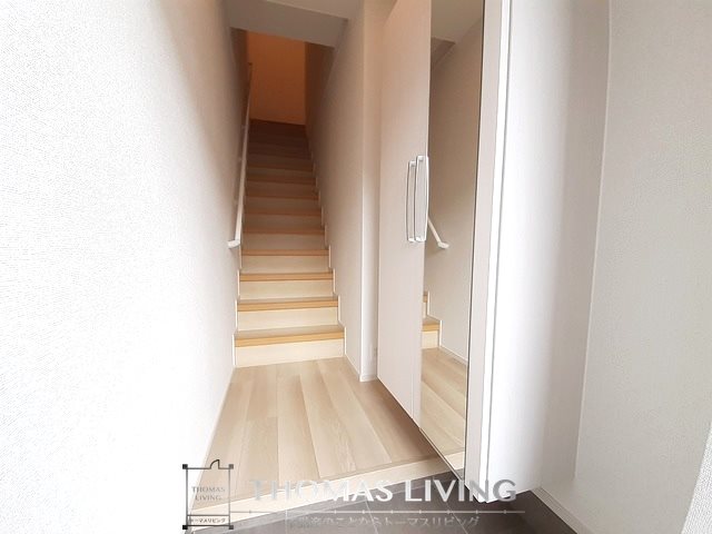 ロータス田川 １ 玄関