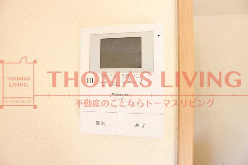 La Fraise Maison～ラフレーズメゾン～ モニターホン付きで来客の確認ができます。