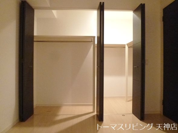 アメックス大濠タワー  収納
