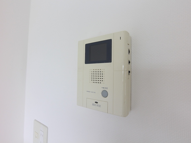 EQUAL諸岡 テレビモニターフォンです。