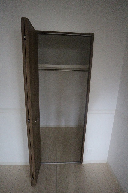 クレメンティア  収納新築時6号室参考写真。