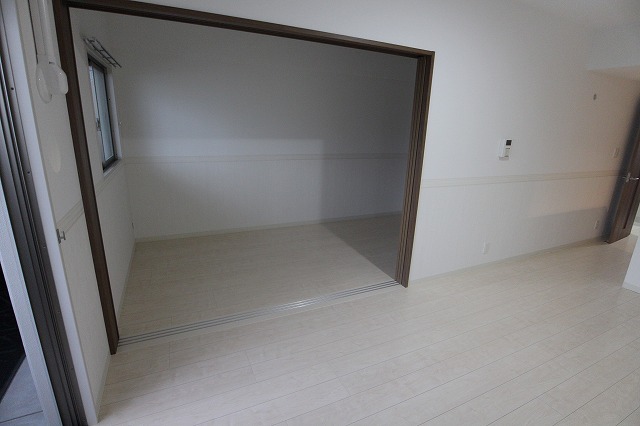クレメンティア  新築時6号室参考写真。