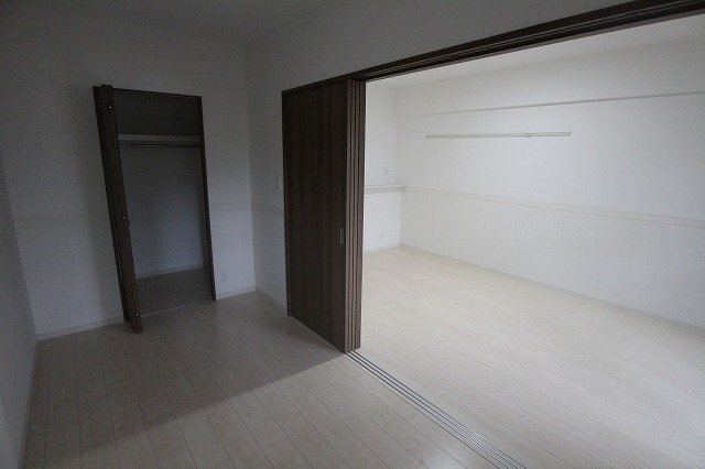 クレメンティア  新築時6号室参考写真。