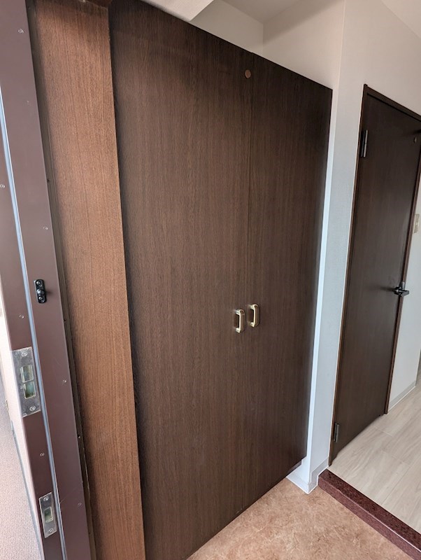 三愛シティライフ二日市 玄関