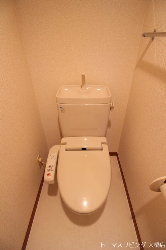 ROOX高宮 トイレ　※別号室参考写真