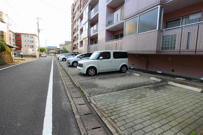 シャルムシャトー貴江 駐車場