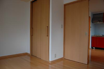 プレスト香住ヶ丘Ａ ベッドルーム