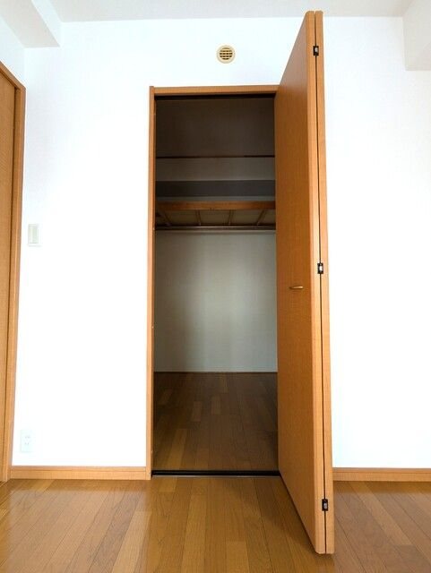ヴィオレータ 収納