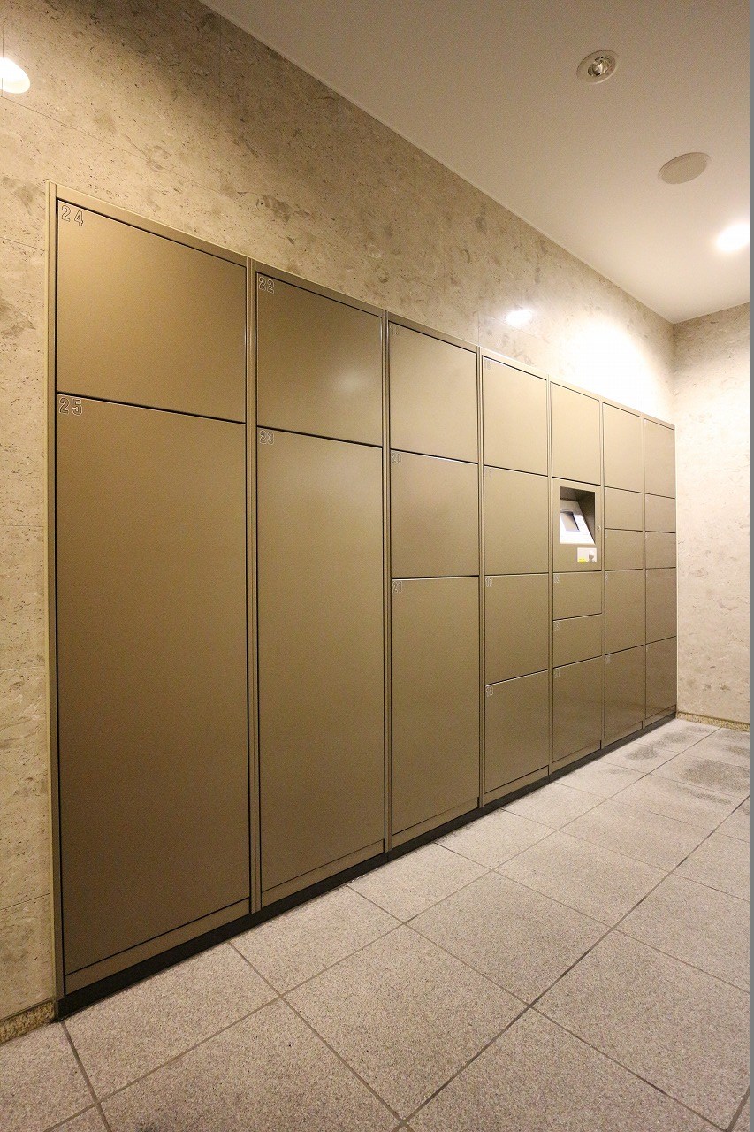 小倉D.C.TOWER  宅配ボックス