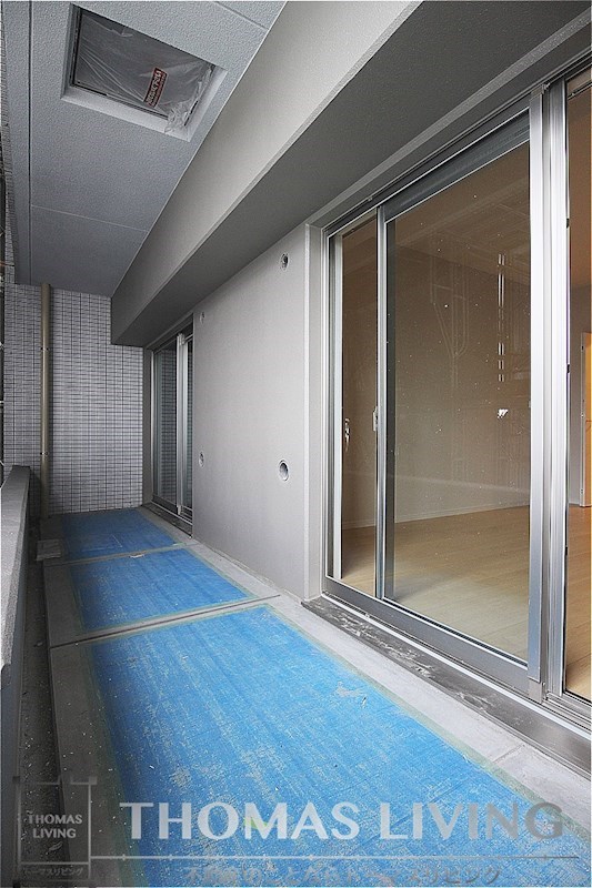 サージュ陣原  建設中のベランダのお写真です。
