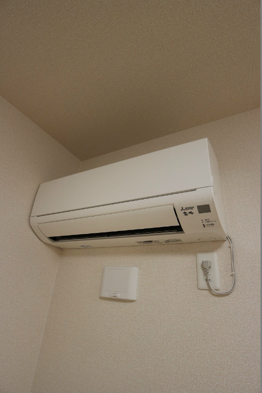 アッサンブレ S 冷暖房完備です。