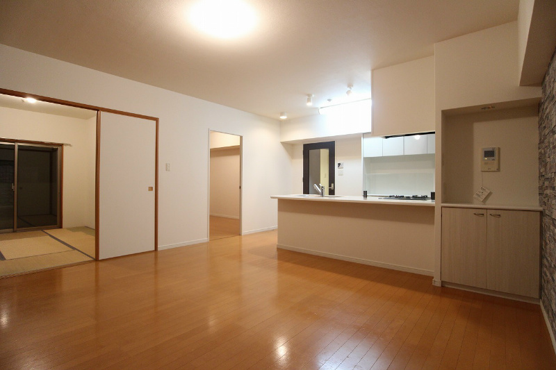 シャトレ大手町　N棟 リビング