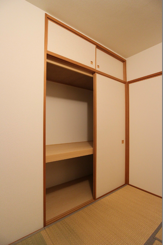 シャトレ大手町　N棟 収納