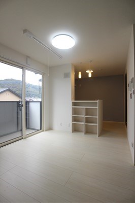 Grand Soleil　B棟  ※別号室の写真です。リビングも綺麗