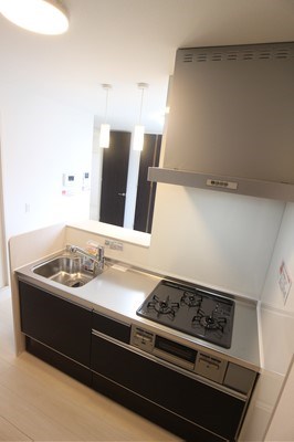 Grand Soleil　B棟  ※別号室の写真です。システムキッチンです♪