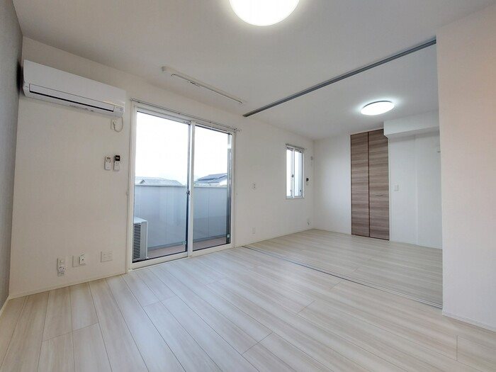 D-roomたかむら A棟 リビング