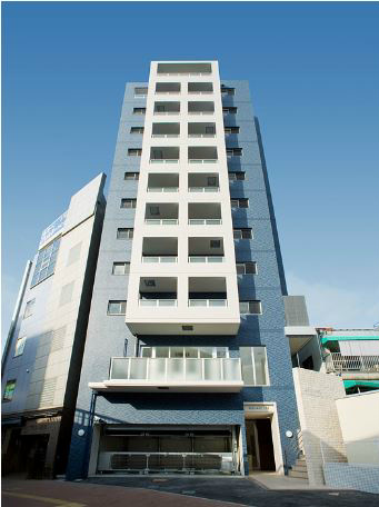 SQUARE 152 モノレール駅と総合病院が隣接です。