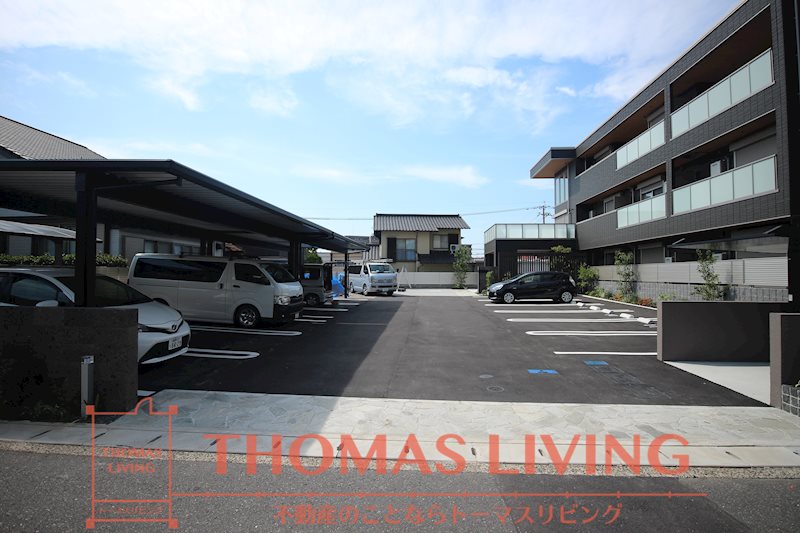 AVENTA 駐車場