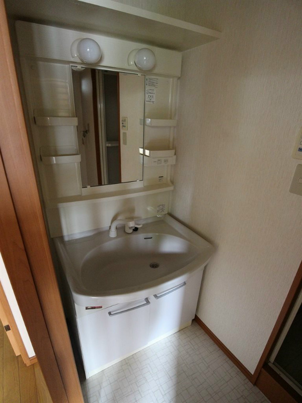 アクシス中井  シャンプードレッサー付きです。
