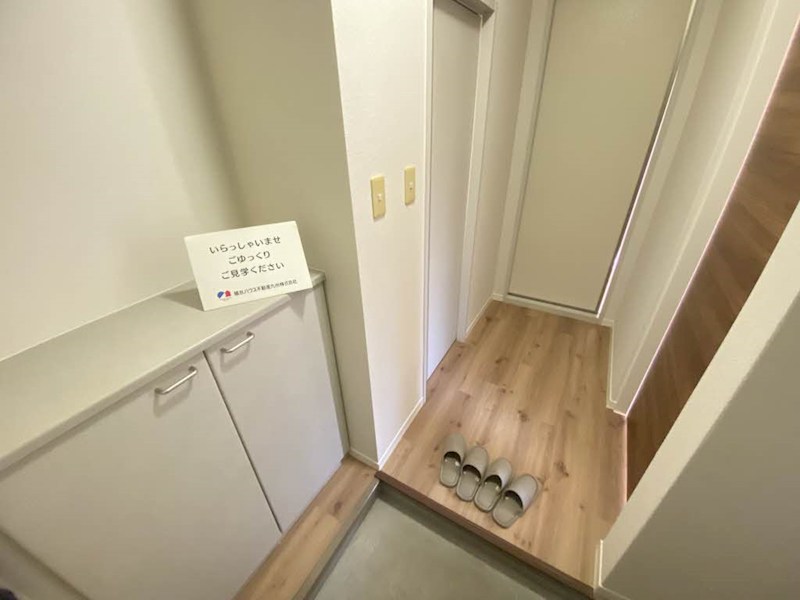 アクシス塔野Ⅰ 玄関