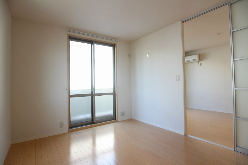 アクシア南若園 日当たり良好のお部屋です。