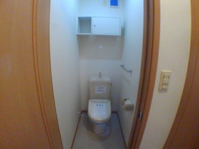 メゾン若園A トイレ