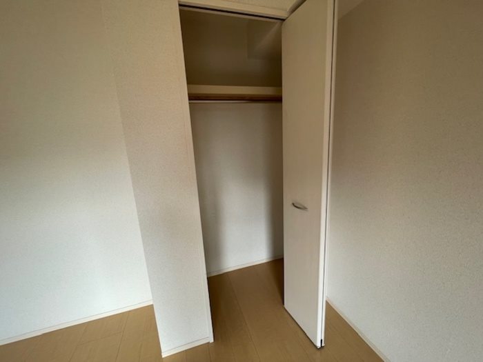 エクレール　グランデ　B棟 収納