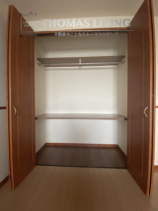 ハイネス若園 ※別号室の写真です。収納も広めですよ！