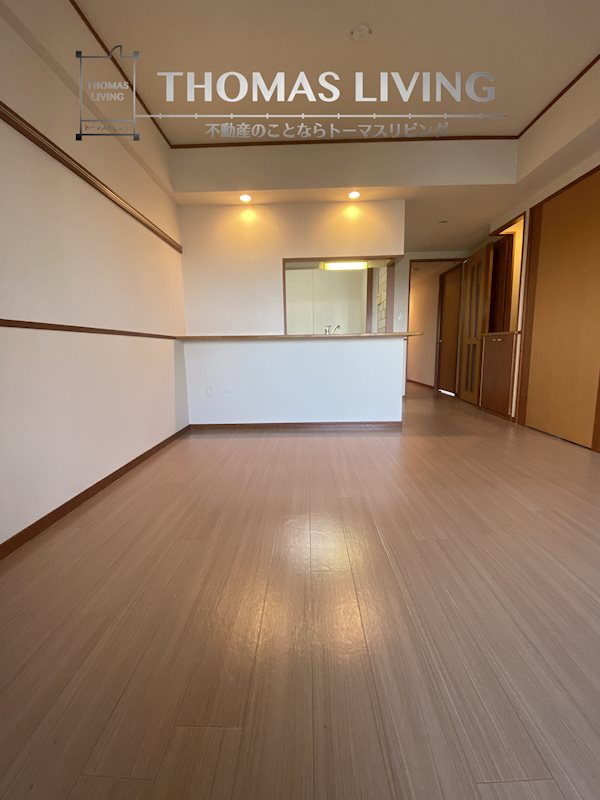 ハイネス若園 ※別号室の写真です。広々としたリビングです