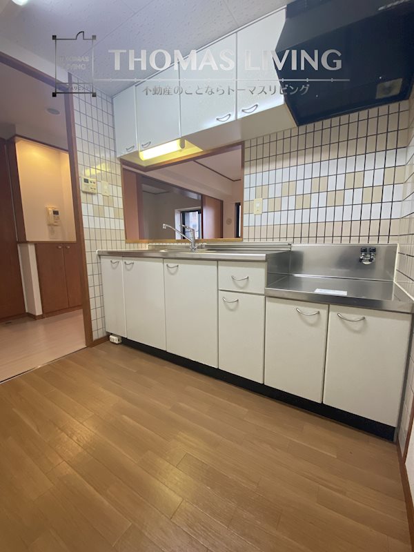 ハイネス若園 ※別号室の写真です。広いキッチンですので料理もしやすいです