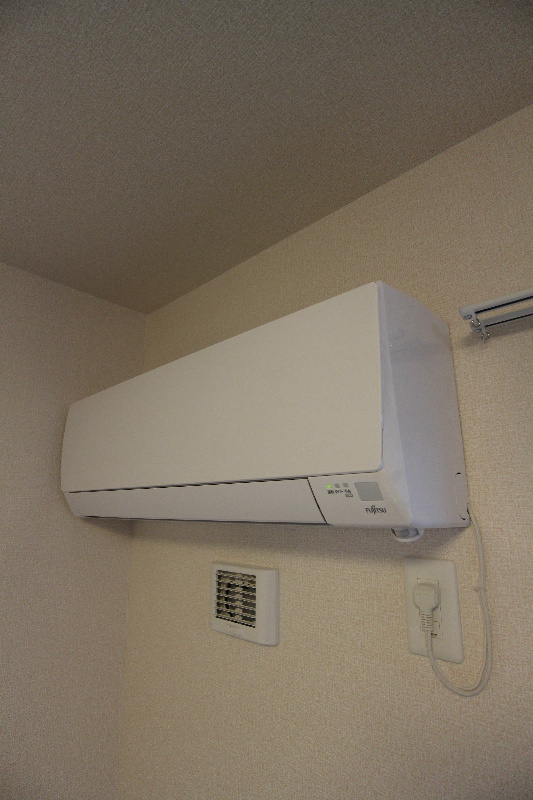 メゾンプランタニエールキャトル エアコン