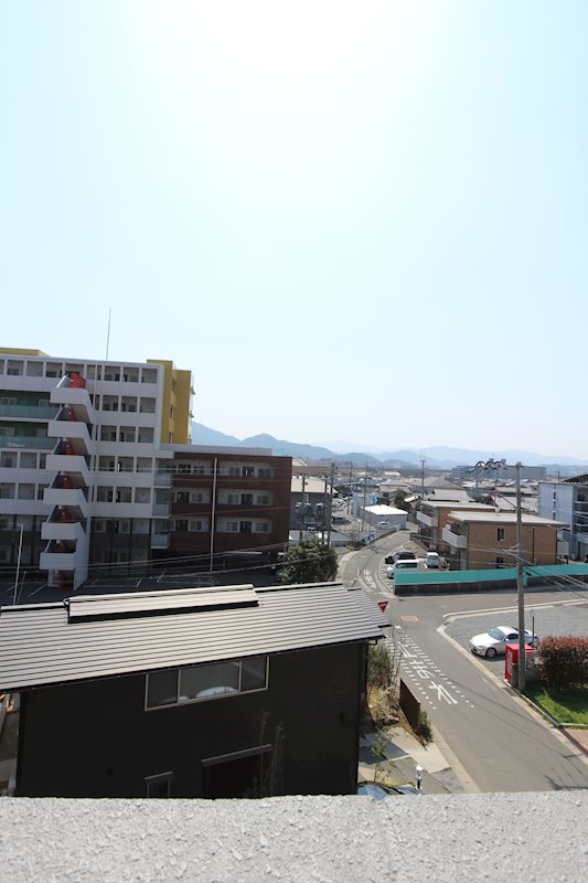 ラフィーネ上葛原   ※別号室の写真です。