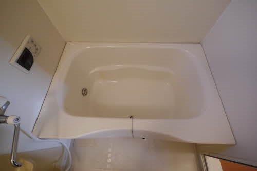 エーアスト湯川　B棟 ※別号室の写真です。