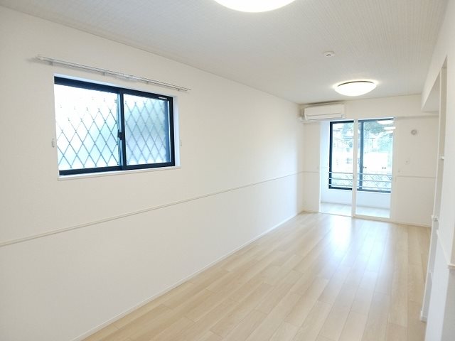 パークサイド小倉東Ⅱ エアコン付きです。