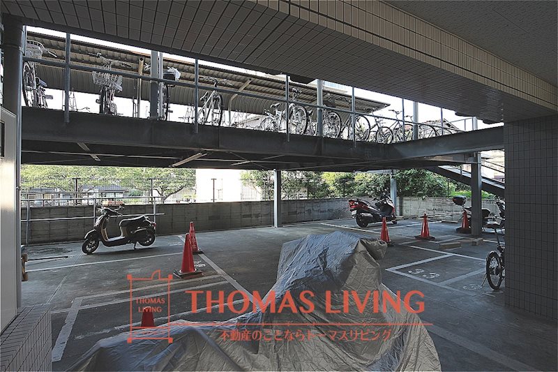 アルゴヴィラージュ八幡駅前 バイク置き場のお写真です。