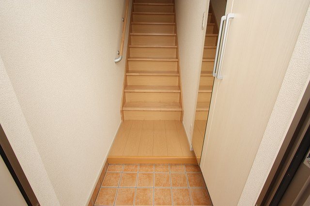 サニーハウス弐番館 玄関