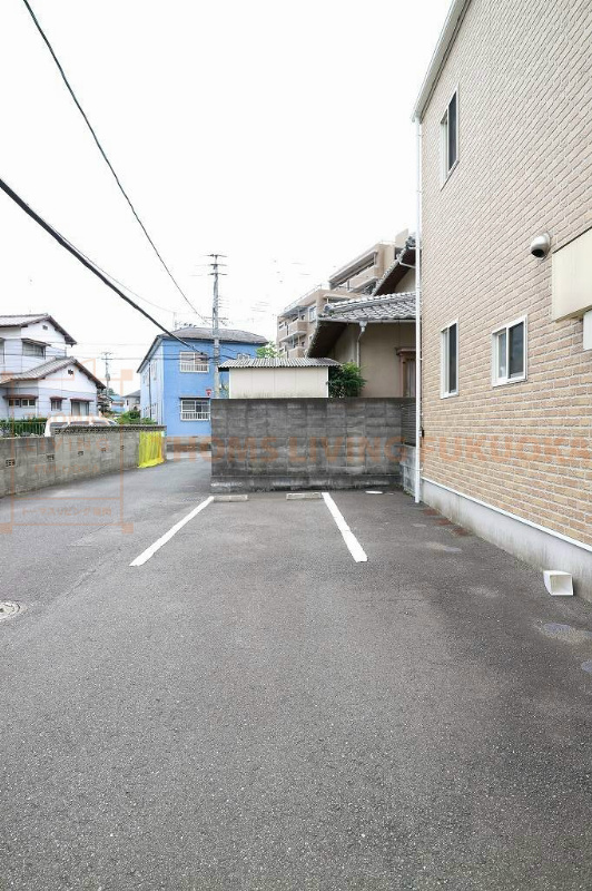 エストクレール 駐車場
