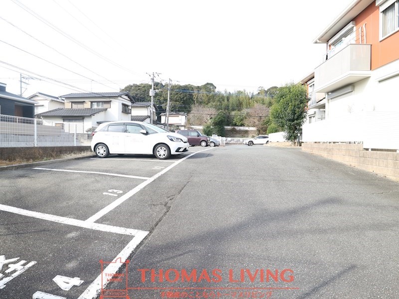 ウィステリアコート　A棟 駐車場