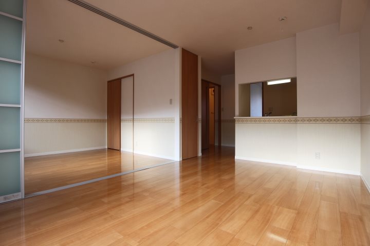 フルール若江 リビング　　※別号室参考写真