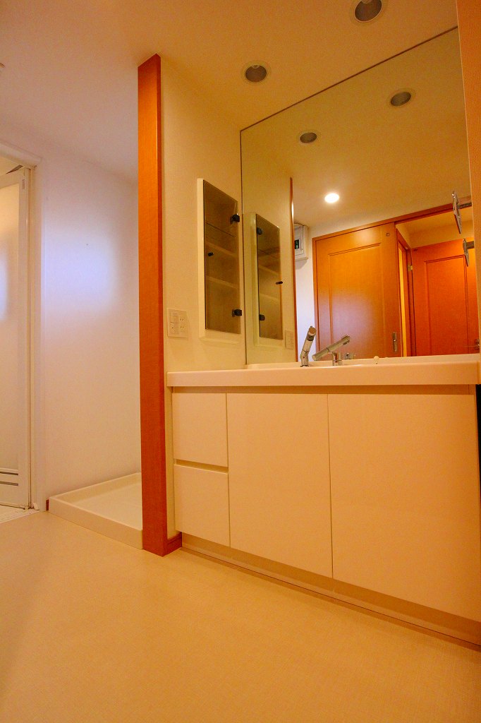 アーバンパレス太宰府 洗面脱衣所　※別号室参考写真