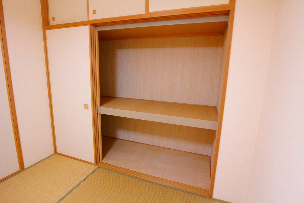 アーバンパレス太宰府 収納