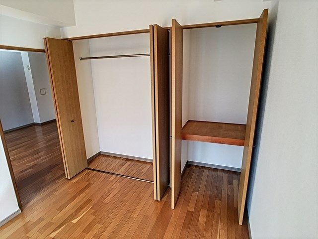エミューズコートⅡ  収納