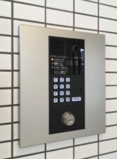 ボワットブランシュ エントランス